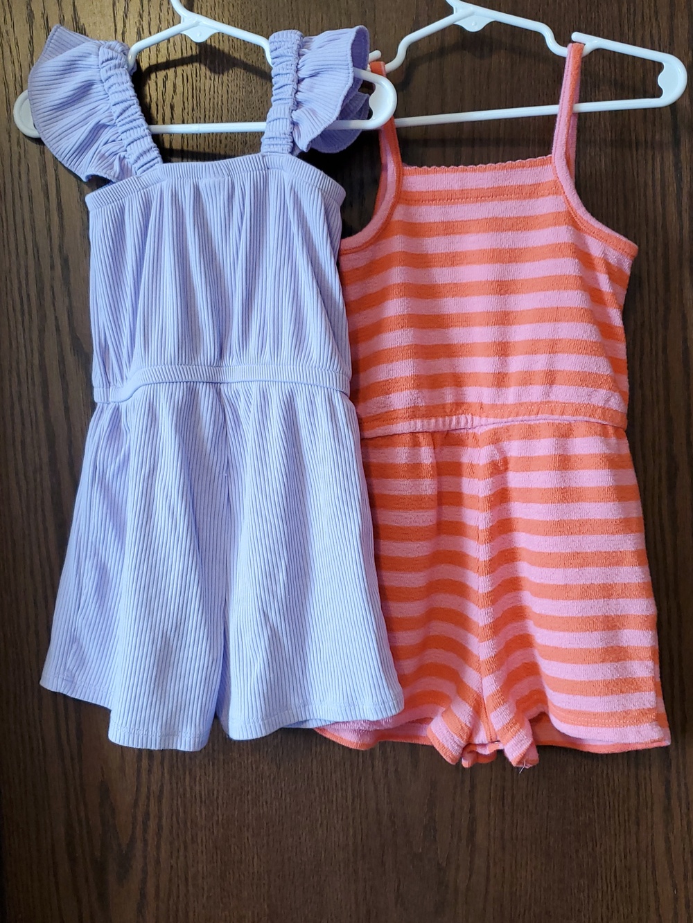 Romper Set Size 3T - Picture 2 of 4